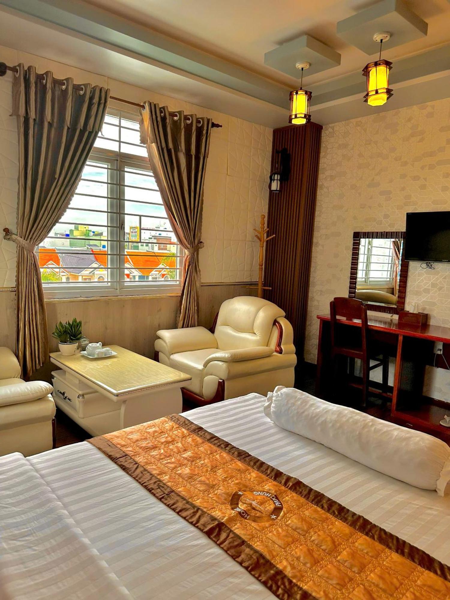 Phuc Hung 2 Hotel Ратьзя Экстерьер фото