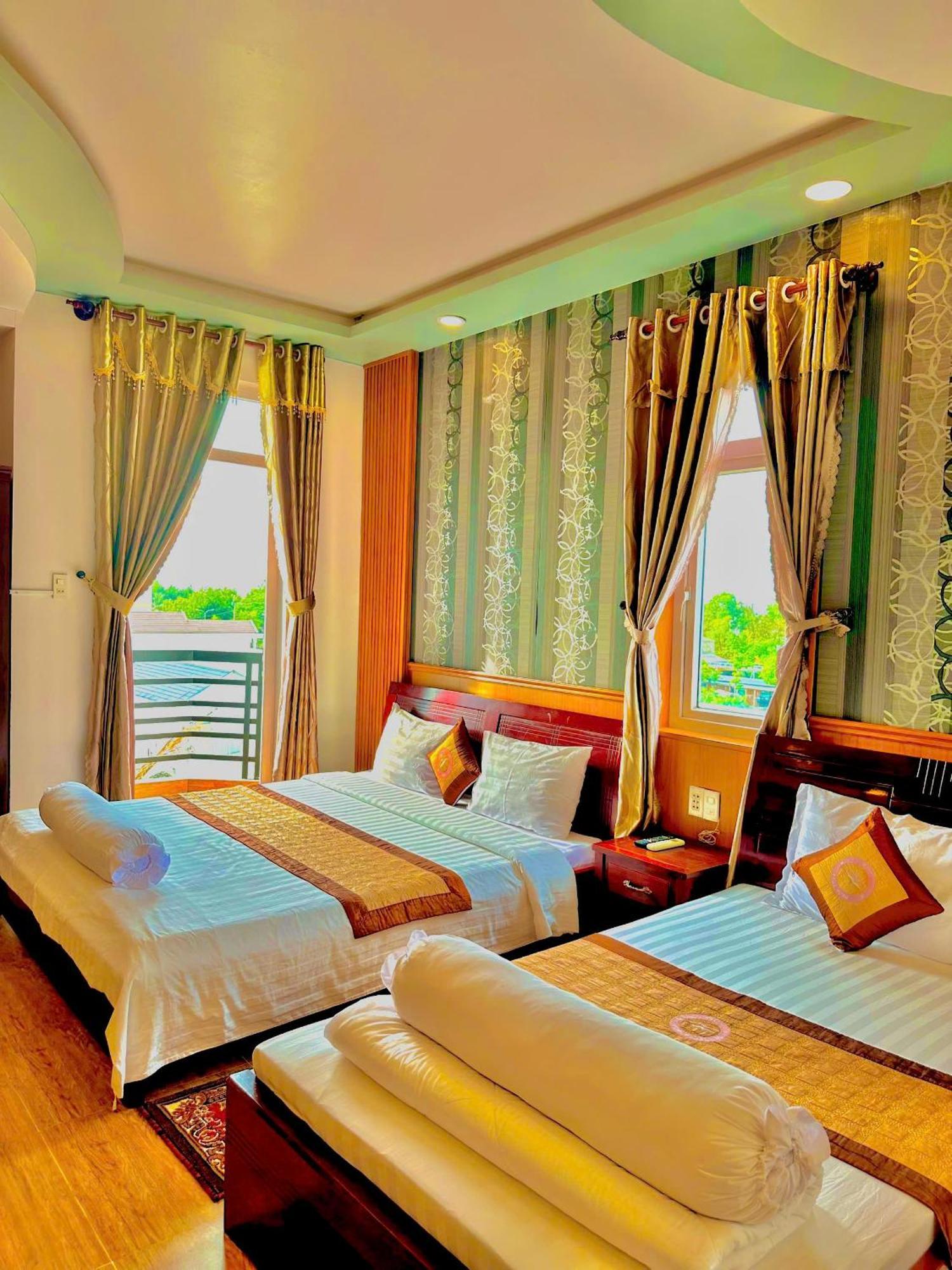 Phuc Hung 2 Hotel Ратьзя Экстерьер фото